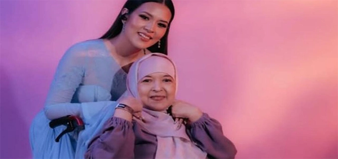 Ibunda Raisa Meninggal Dunia Sang Penyanyi Sampaikan Duka