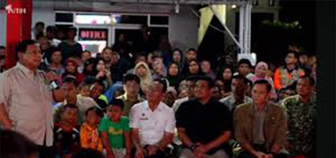 Prabowo dan Korban Bencana Tapsel Merayakan Tahun Baru