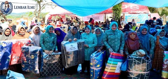 Tri Tito Karnavian Salurkan Bantuan Pascabencana Aceh Tamiang